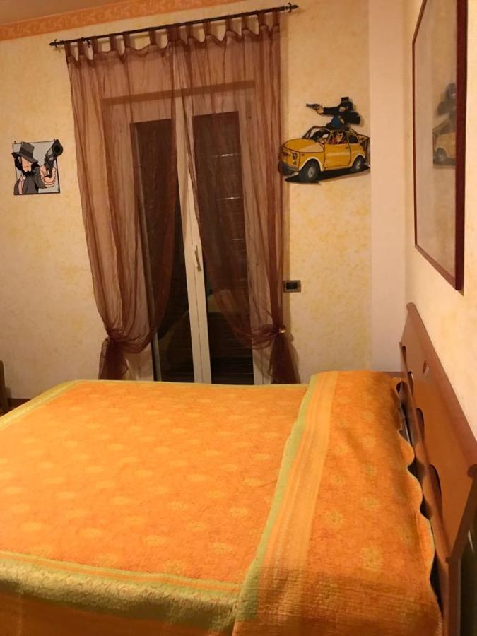 Mirella'S House Viaverona Ардеа Екстер'єр фото